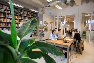 Bibliotheek en studiezone
